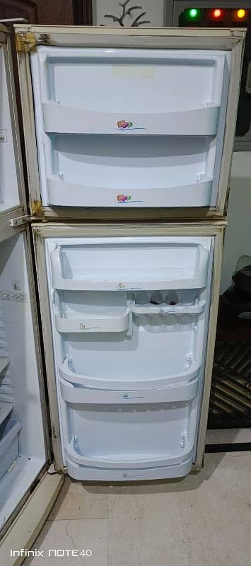 pel fridge ( L size ) no repair 1