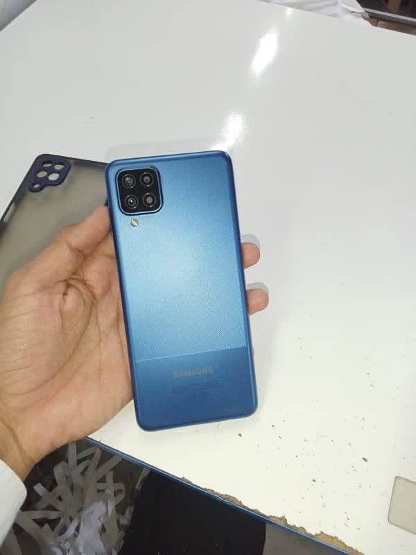 SAMSUNG A12 0