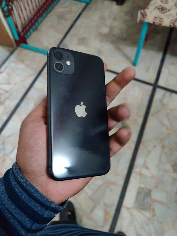 iPhone 11 urgent sale 2