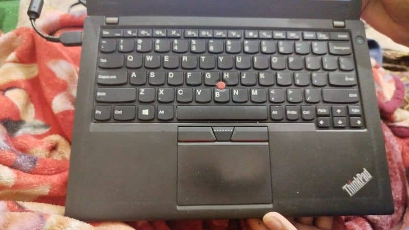 Lenovo Thinkpad x260 4