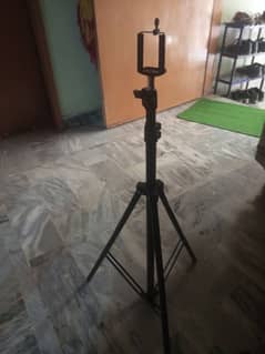 tripod