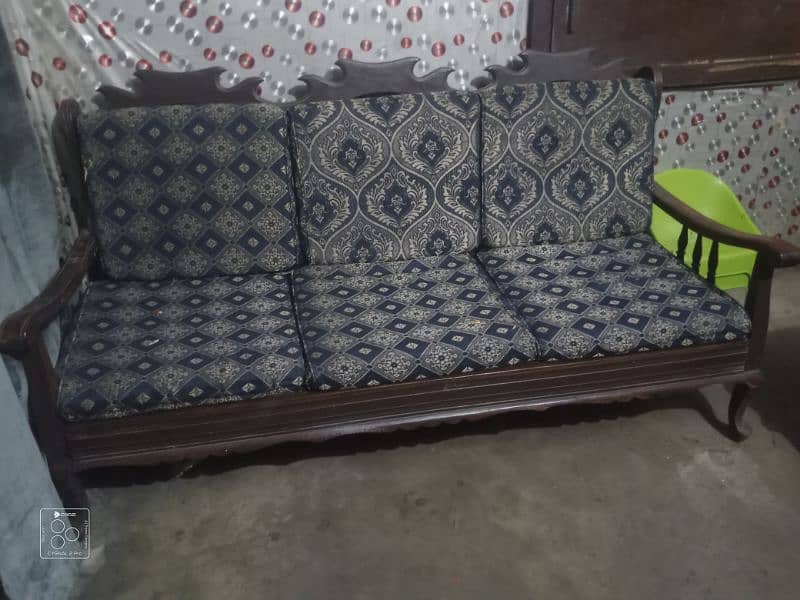 ek teen wala/ek do wala sofa sale gaddiyan bhi hai Saath 8