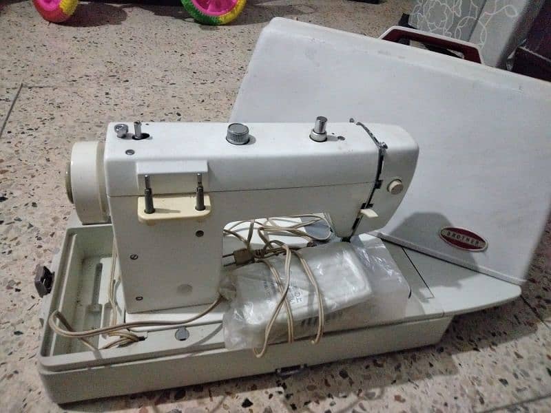 Original BROTHER sewing machine 5