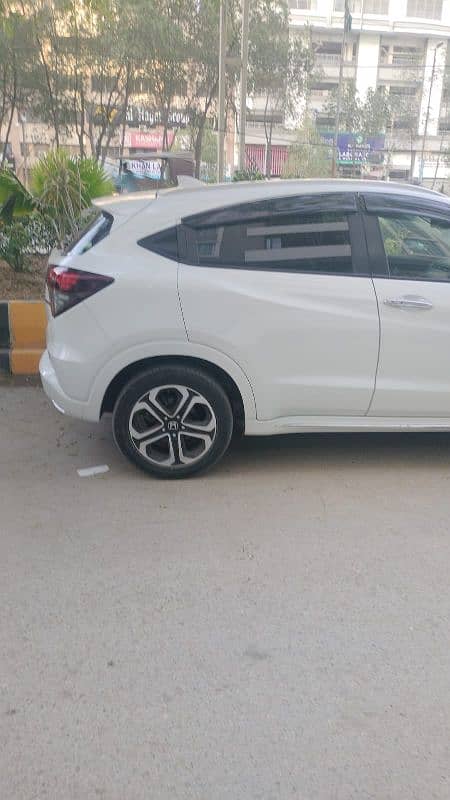 Honda Vezel 2024 5