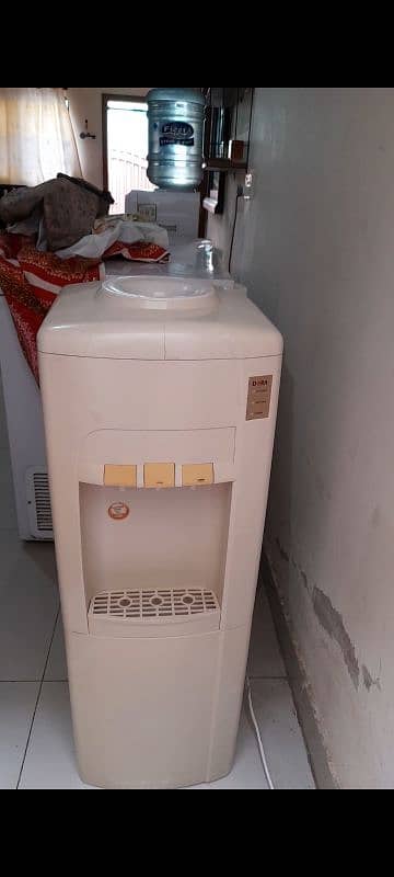 water dispenser 1