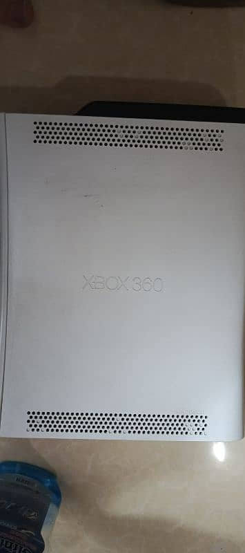 Xbox 360 with kinect sensor 3