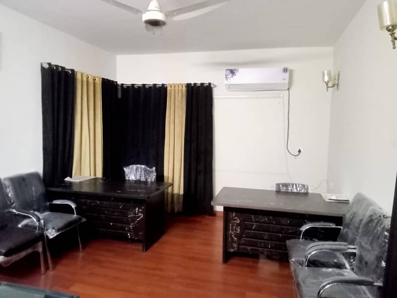 1 Kanal Beautiful House Available for Rent in P Block Phase 1 DHA Lahore 2