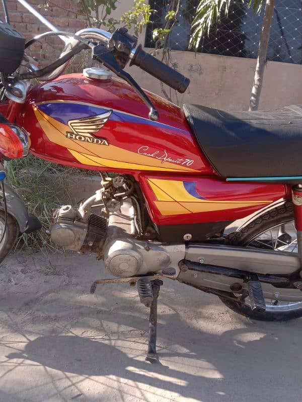 Honda 70 2005 model contact no 03023300230 7