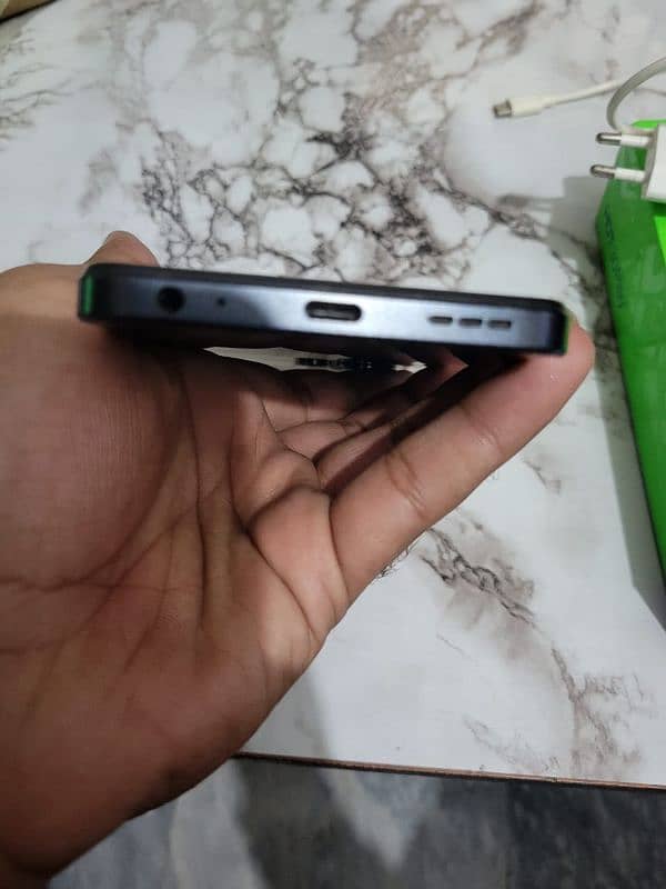 Infinix hot 30 play 8gb 64gb with all accessories (No Exchange offers) 4