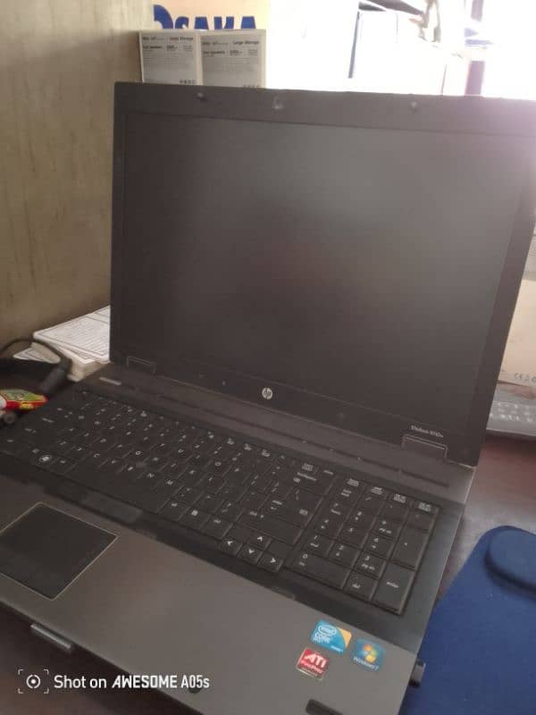 hp core i7 4gb 260gb leptop 3