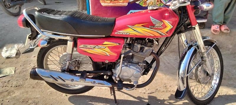 Honda 125 cc for sal fil and baio matric available and computer number 0