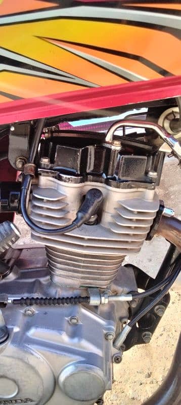 Honda 125 cc for sal fil and baio matric available and computer number 8