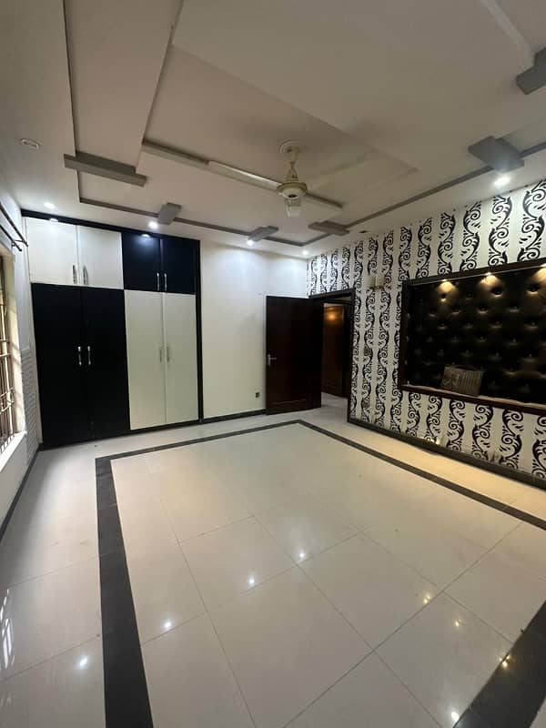 1 kanal brand new tipe full house for rent in johar town phase to near ucp Yasir borast 0