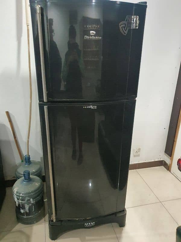 dawalance hzone fridge full size 2 door 0