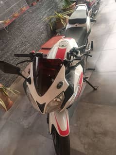 sports bike non accidental like new