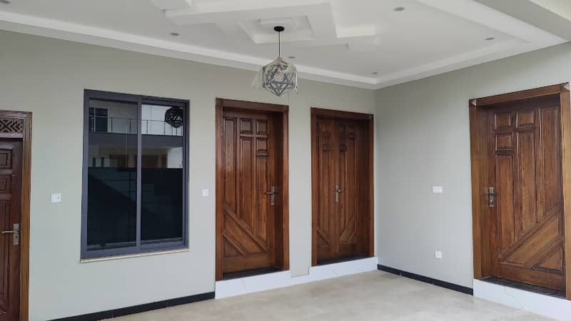 Luxury Brand New House For Sale 2