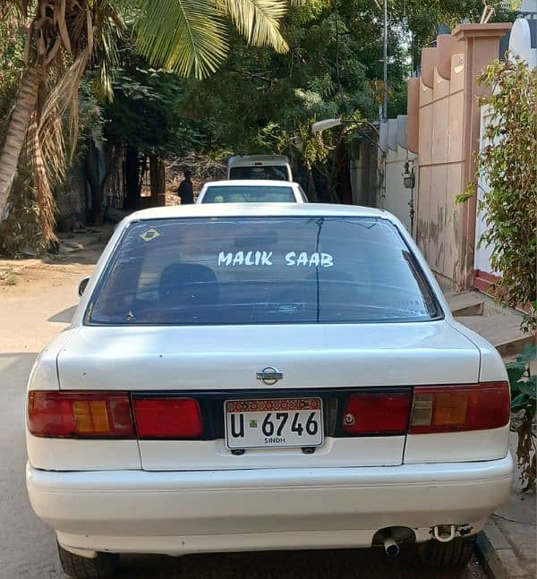 Nissan Sunny 1992 7