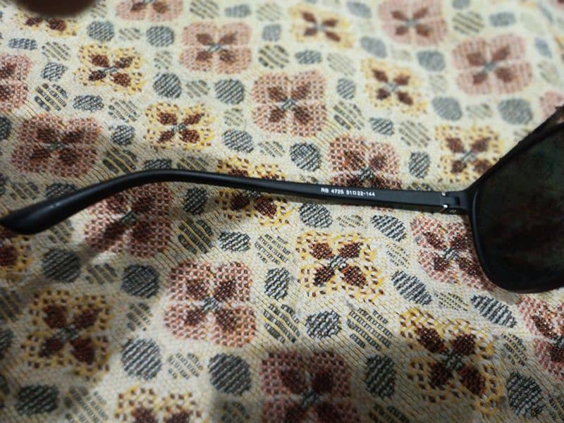 Orignal Ray-Ban Sunglasses  Made In Italy RB4725 2