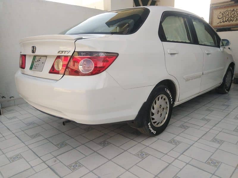 Honda City IDSI Model 2006 11