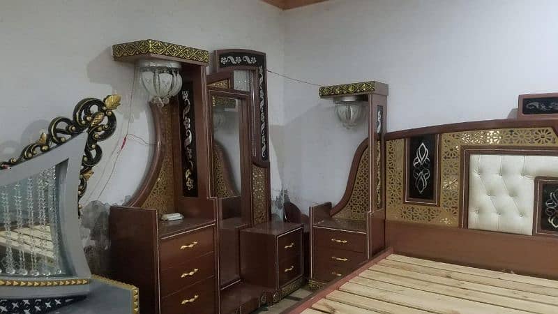 wooden queen size bed with dressing table available 0