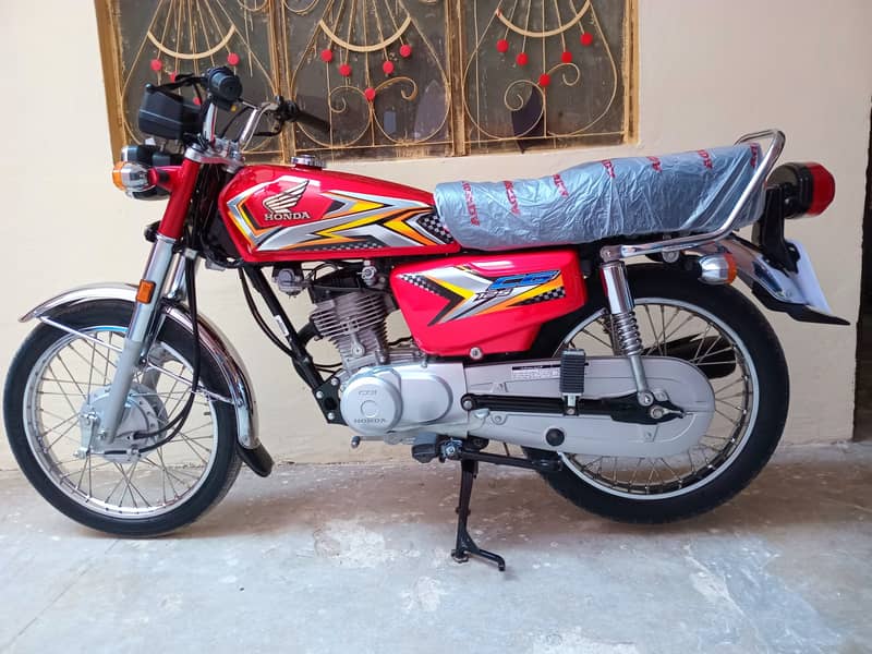 Honda CG 125 Model (2025) 0