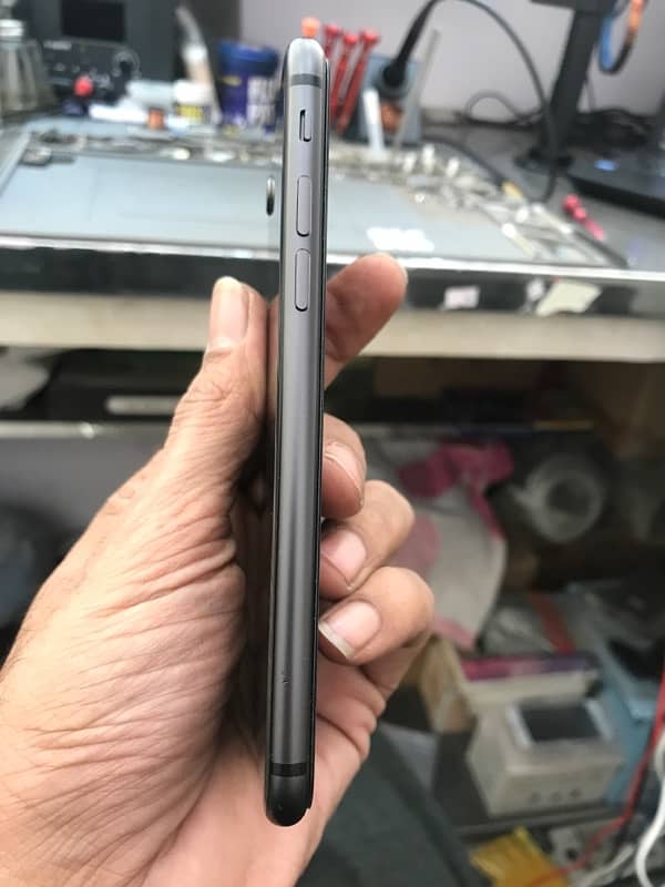 iPhone 8 64 gb 1