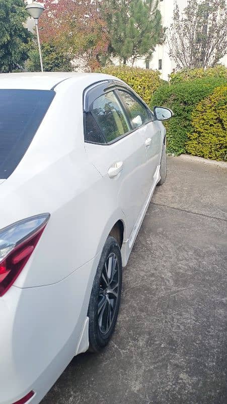 Toyota Corolla Altis 2018 1