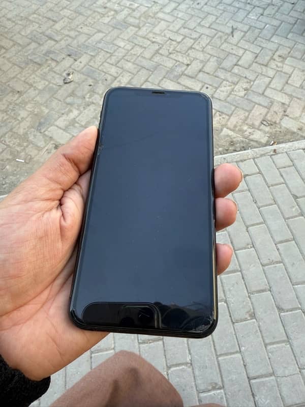 iphone 11 pro max non pta 1