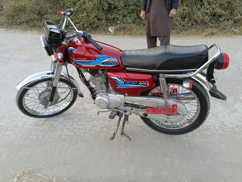 Honda 125 Punjab number ha 3