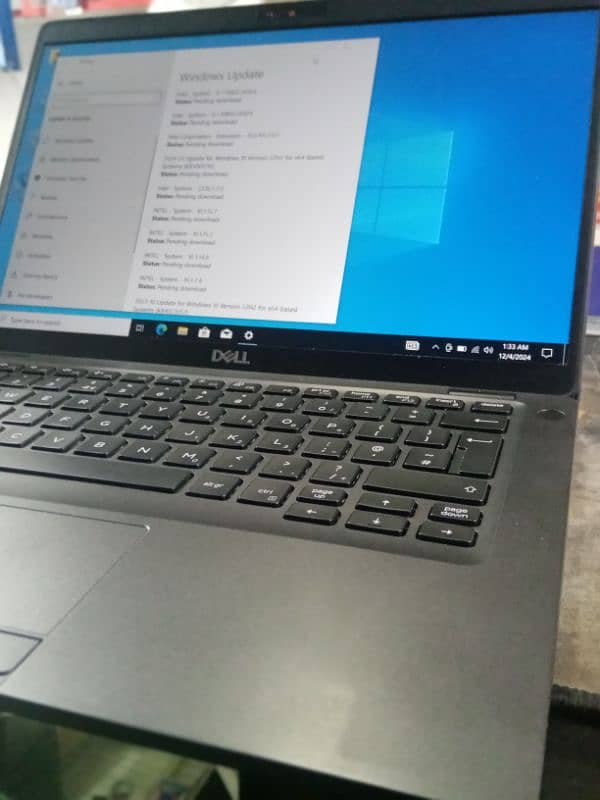 Dell Latitude 5400 i3 8th gen 0