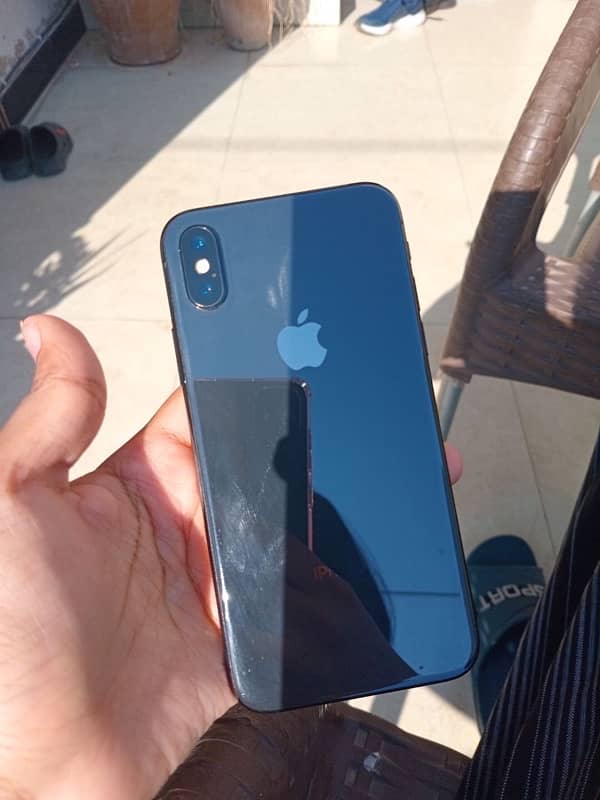 IPHONE X URGENT SALE PTA APPROVED64 gb 4