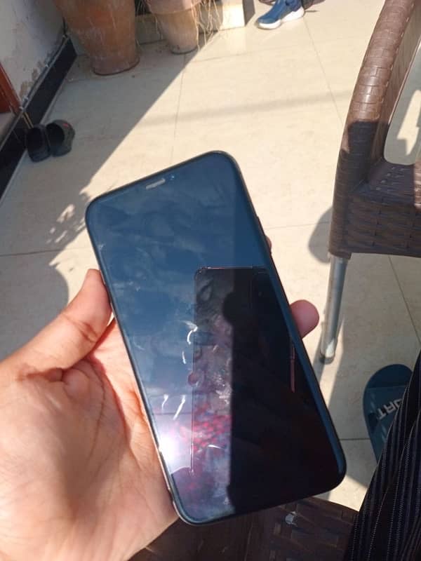 IPHONE X URGENT SALE PTA APPROVED64 gb 5