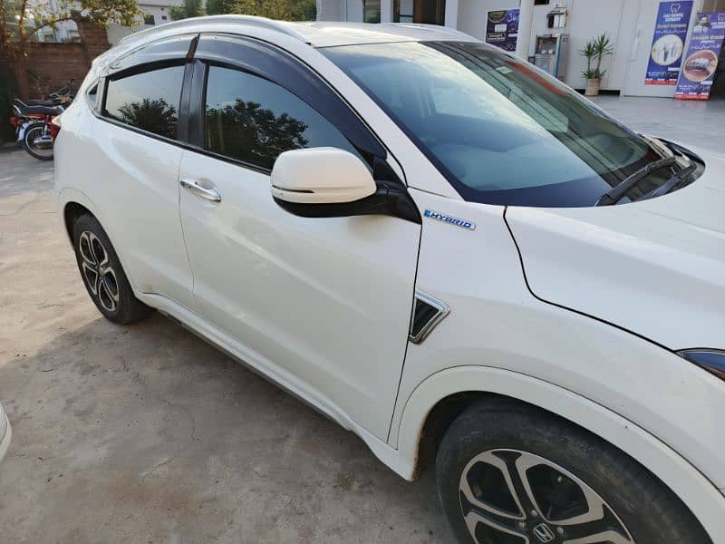 Honda Vezel 2015 1