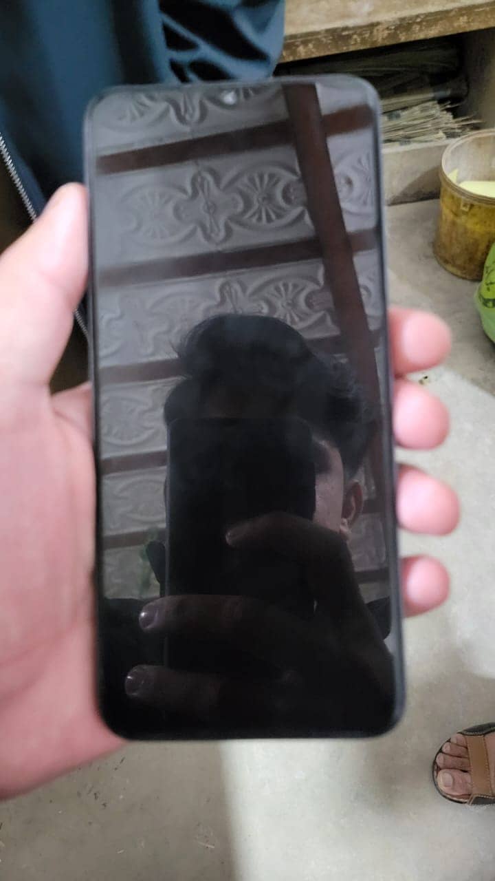 realme c35 4/128  10/10 condition 1