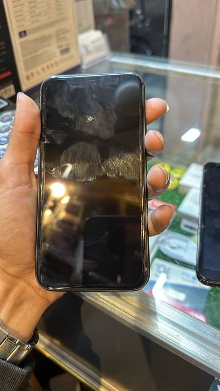 iPhone 11 64gb jv non pta 1