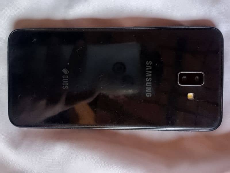 Samsung Galaxy j6+ 1