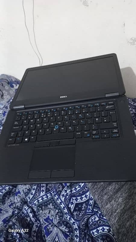 Dell latitude e7450 11