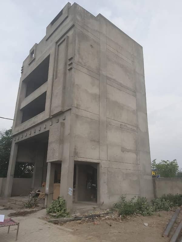 4 Marla Commercial Building For Sale (Gray Structure) 3