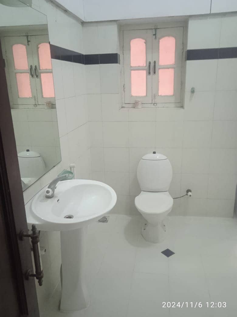 Main Cantt 1 Kanal House For Rent 10