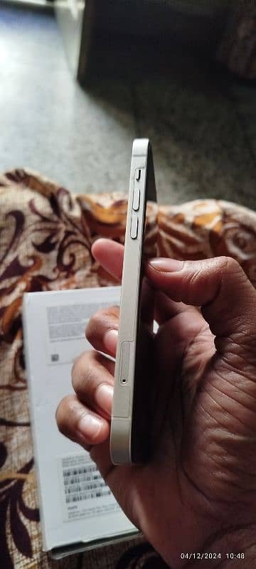 iPhone 12 white FU with Box 2