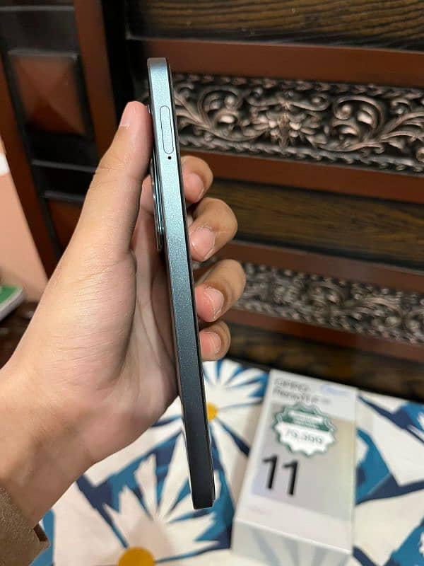 oppo Reno 11f 4