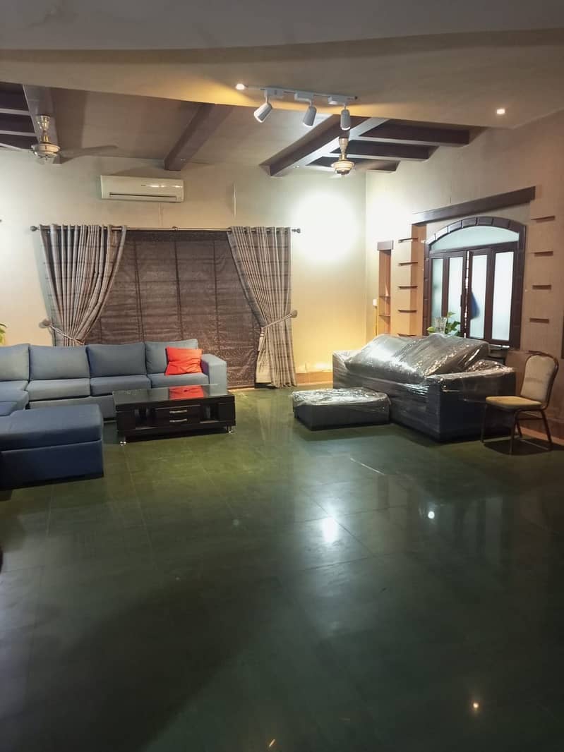 2 Kanal Old House For Sale Main Abid Majeed Road Near CMA Colony 0