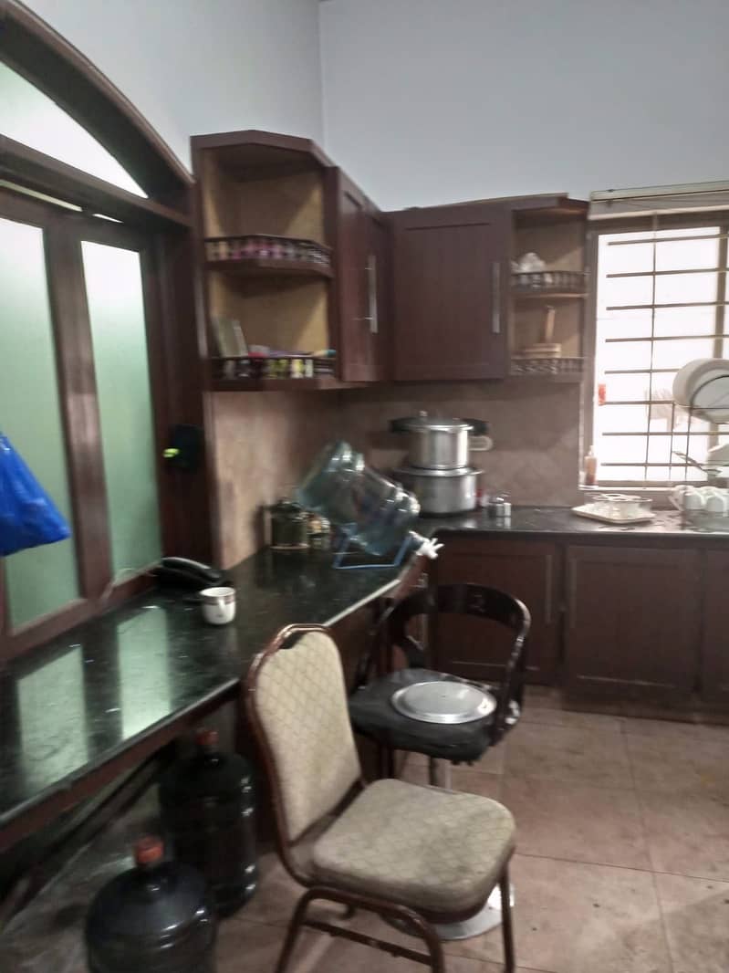 2 Kanal Old House For Sale Main Abid Majeed Road Near CMA Colony 11