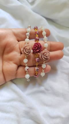 flower bracelets