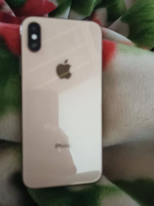 iphone xs 256 GB 9/10 condition non pta 4