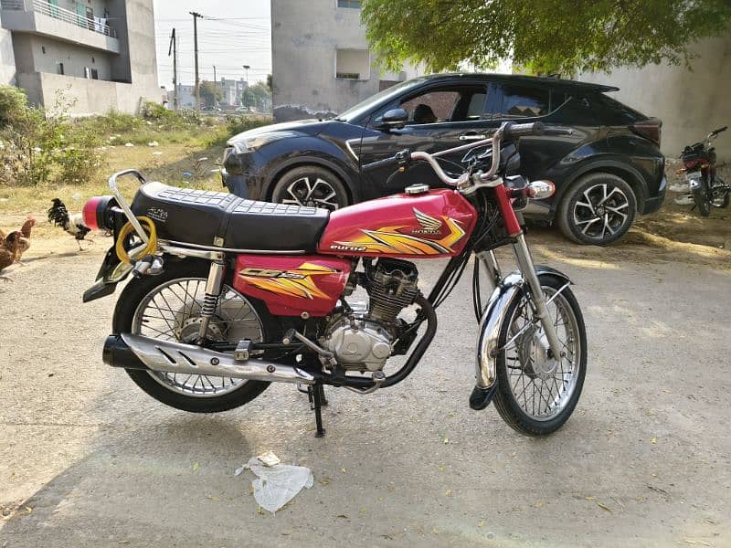 Honda 125 1st owner 3