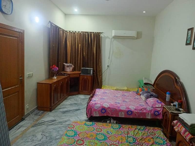 8 Marla beautiful lower portion for rent at the prime location of Johar Town 5