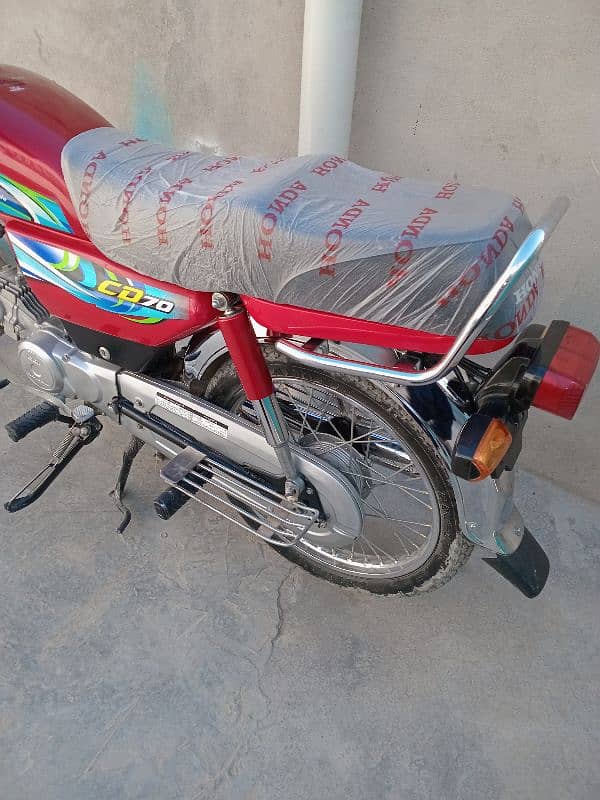 Honda cd70 2024 fresh condition 4