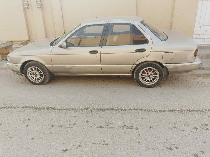 Nissan Sunny 1990 Only Running Page 1