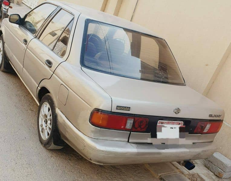 Nissan Sunny 1990 Only Running Page 2